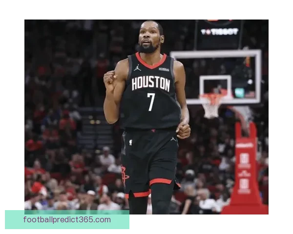 火箭豪取五连胜杜兰特三节斩25分阿门意外犯规小史密斯成焦点 火箭豪取五连胜杜兰特三节斩25分阿门意外犯规小史密斯成焦点